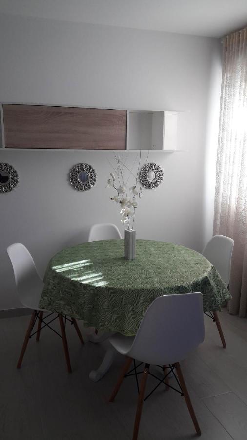 Appartement Atico Vacacional à Muros Extérieur photo